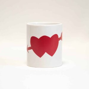 NYÍLLAL ÁTLŐTT SZIVES HŐBÖGRE