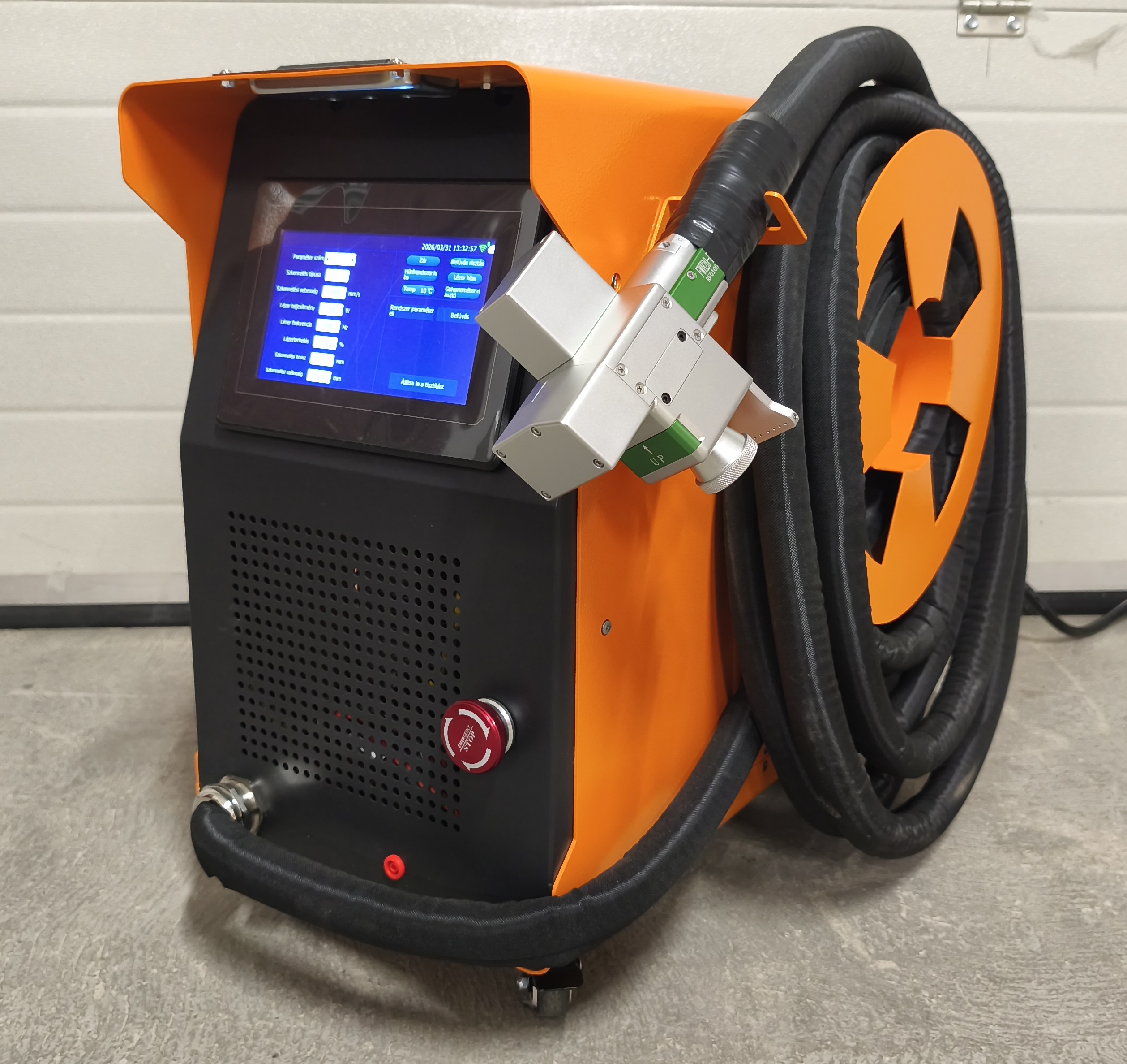 Léghűtéses GM MINI 1500W LÉZERES TISZTÍTÓ MUNKAÁLLOMÁS